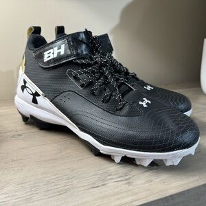 Under Armour Men's Harper 7 Mid Rubber Molded Baseball Cleat Shoes Sz 11.5